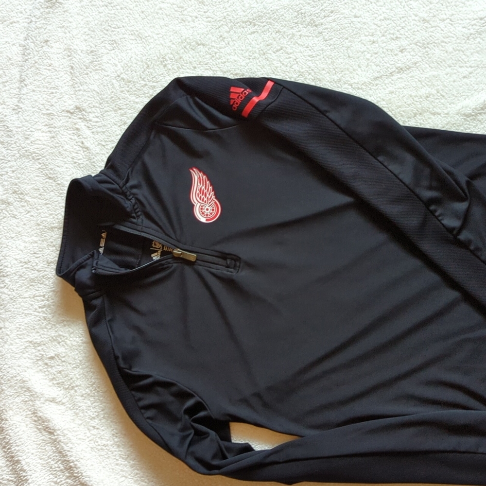 Adidas NHL Red Wing pullover